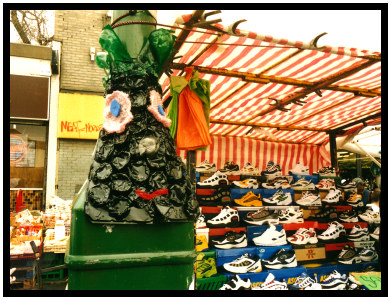 sculptures displayed in Ridley Road Market